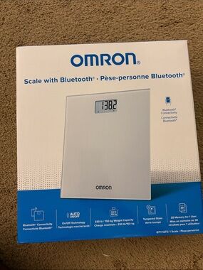 OMRON White Digital Bluetooth Bathroom Scale